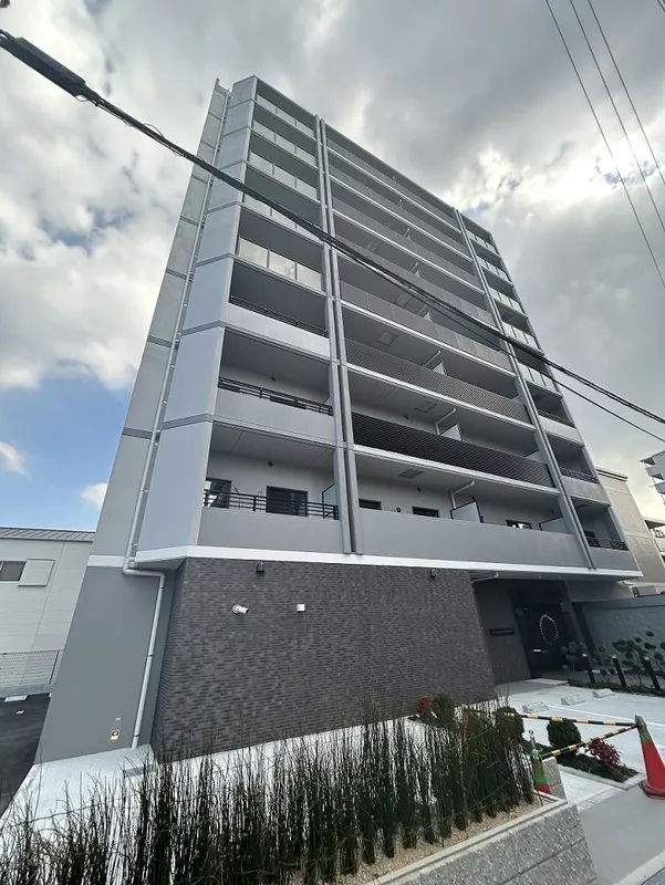 Glück Maison F Toyonaka XV - Exterior - ["Engineering", "Overhead power line", "Steel"]