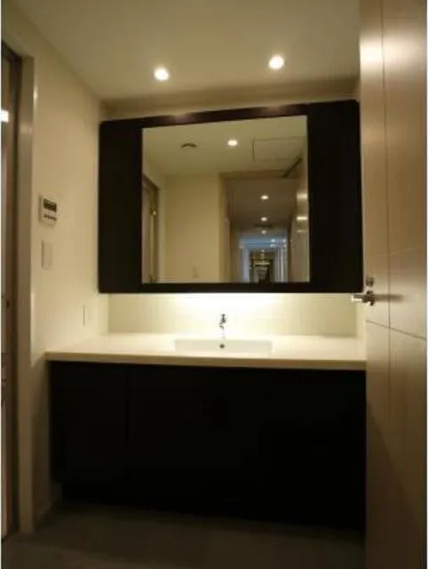 Akasaka Tower Residence Top Of The Hill - Interior - ["Lighting", "Bathroom sink", "Plumbing fixture"]