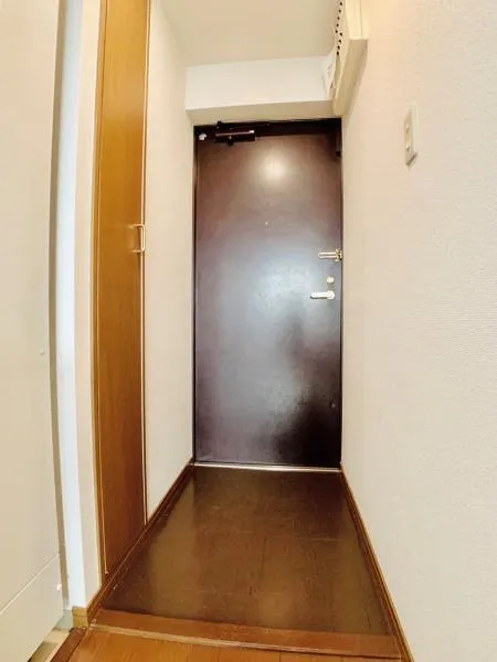 Maison Vert Minami Azabu - Interior - ["Flooring", "Wood", "Floor"]