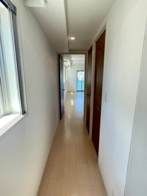 Comforia Kanda Jimbocho - Interior - ["Flooring", "Floor", "Wood"]