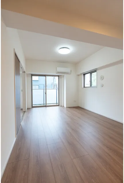 BluRock Higashishinagawa - Interior - ["Flooring", "Floor", "Ceiling"]