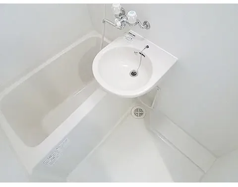 Galicia Ekoda - Interior - ["Plumbing fixture", "Bathroom", "Plumbing"]