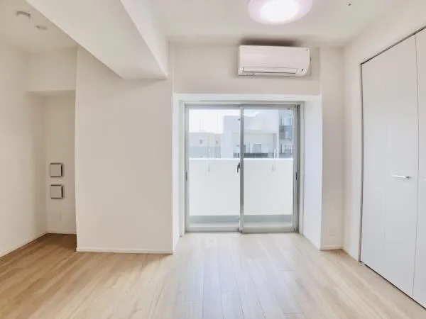 PREMIUM CUBE Ueno - Interior - ["Building", "Fixture", "Wood"]