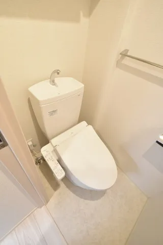 Grand Paseo Kiyosumi Shirakawa II - Interior - ["Flooring", "Floor", "Plumbing fixture"]