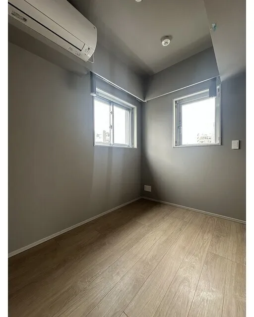 Baus Flats Kuramae - Interior - ["Flooring", "Floor", "Ceiling"]