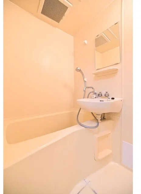 Seeds Residence Eifukucho Palace - Interior - ["Flooring", "Plumbing fixture", "Floor"]