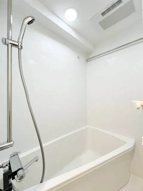 BPR Residence Minami-Shinagawa - Interior - ["Bathroom", "Plumbing fixture", "Flooring"]