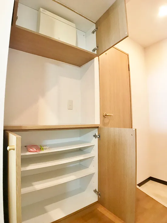 JAPT Kanda - Interior - ["Room", "Property", "Furniture"]