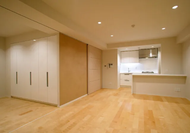 Castalia Azabujuban - Interior - ["Flooring", "Floor", "Wall"]