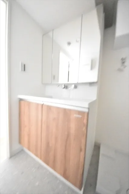 Maison Bellvie Shimokitazawa - Interior - ["Bathroom cabinet", "Bathroom Sink", "Flooring"]
