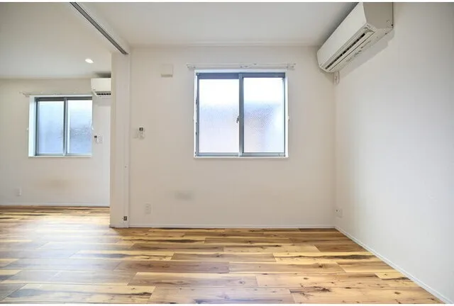 Sasazuka Flats - Interior - ["Wood", "Flooring", "Wood flooring"]