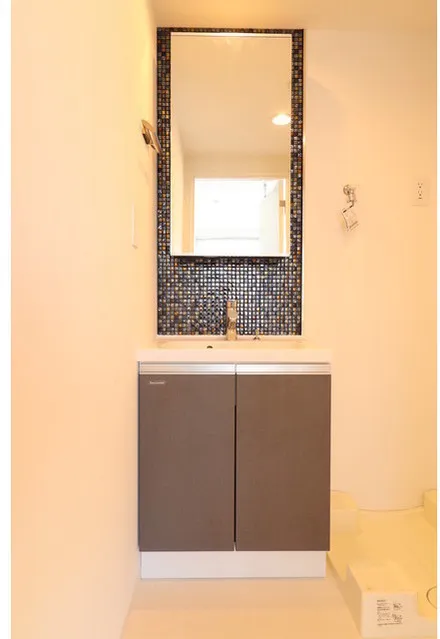 CARITAS Fudomae - Interior - ["Bathroom cabinet", "Plumbing fixture", "Bathroom Sink"]