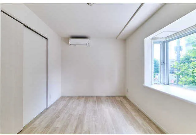 Comforia Hikifune - Interior - ["Flooring", "Floor", "Wood"]