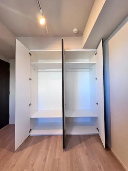 Brillia Ist Oimachi - Interior - ["Flooring", "Wood", "Floor"]