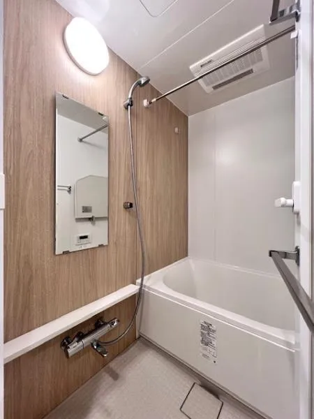 Brillia Ist Shibuya Honmachi - Interior - ["Plumbing fixture", "Bathroom", "Flooring"]