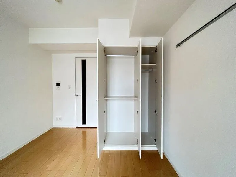 KDX Residence Higashi Shinjuku - Interior - ["Flooring", "Wall", "Floor"]