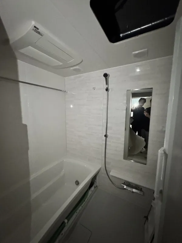 Lumiec Kinshicho - Interior - ["Floor", "Flooring", "Plumbing fixture"]
