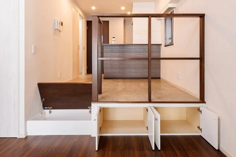 Residia Ueno Okachimachi - Interior - ["Flooring", "Wood", "Floor"]