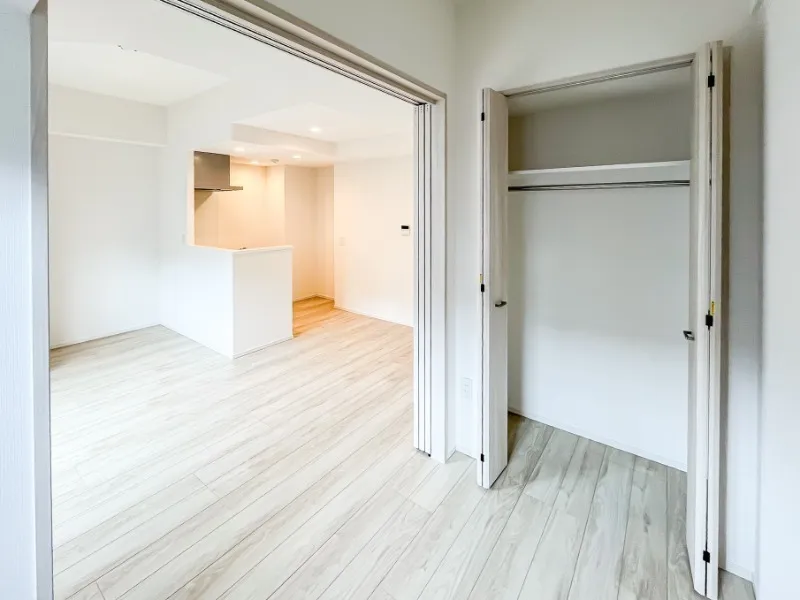 Prince Due Kamiya - Interior - ["Flooring", "Floor", "Wood"]