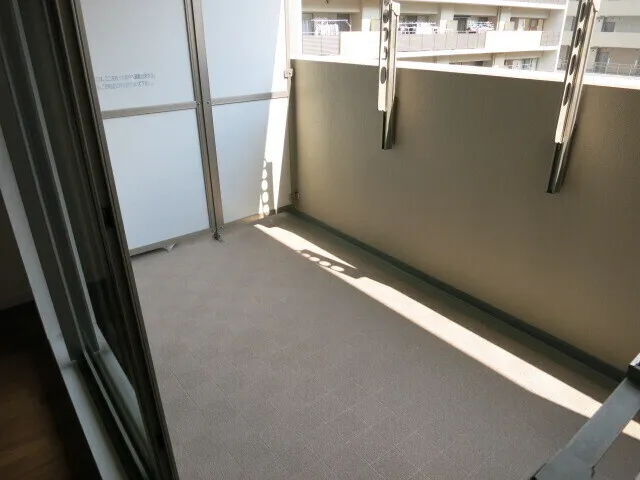 Esty Maison Toyosu Residence - Interior - ["Floor", "Flooring", "Daylighting"]