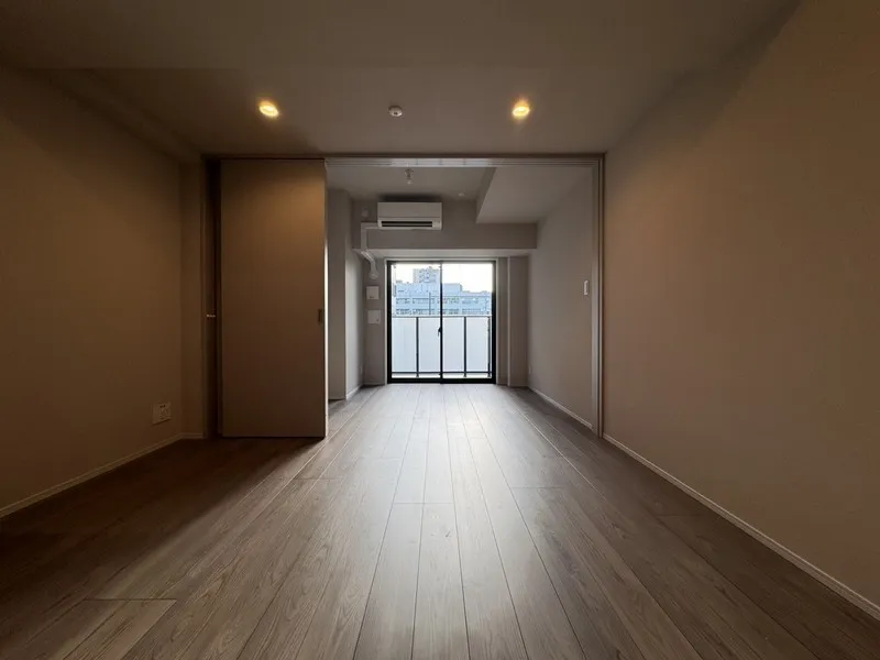 Lumiec Kinshicho - Interior - ["Flooring", "Floor", "Ceiling"]