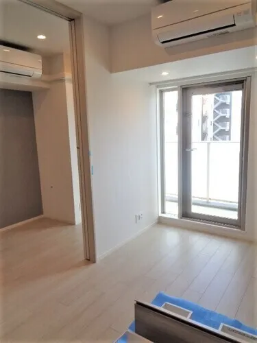Brun Pilier Nihonbashi - Interior - ["Floor", "Flooring", "Wood flooring"]