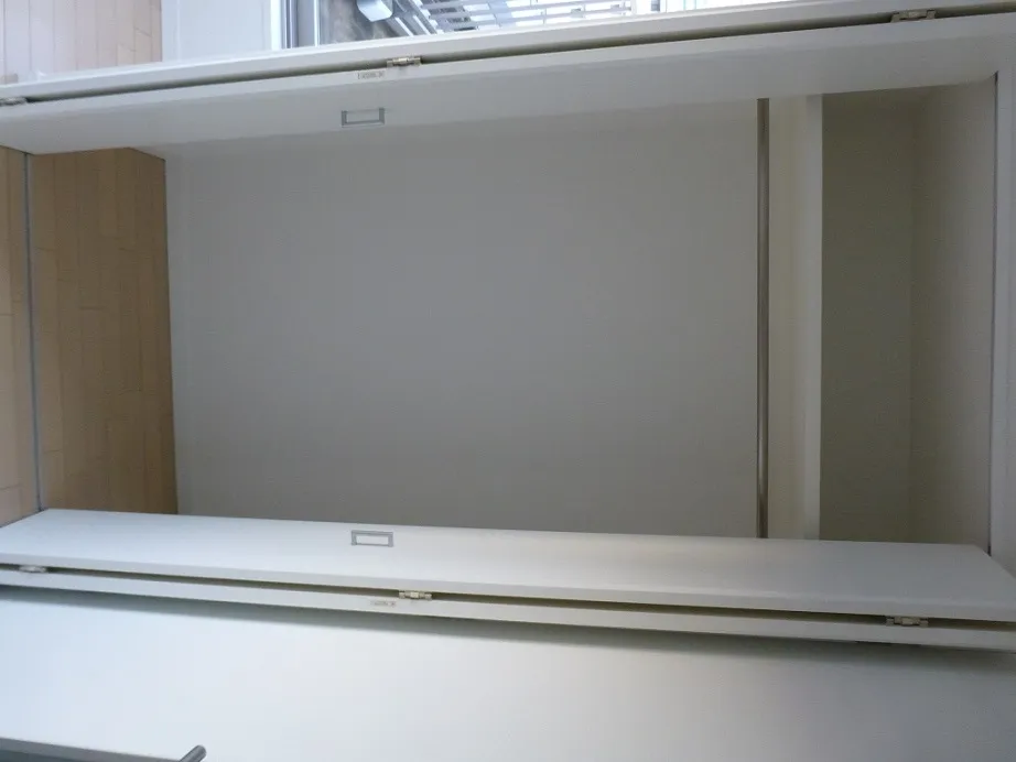 Residia Higashi Shinagawa - Interior - ["Wood", "Window", "Shelving"]