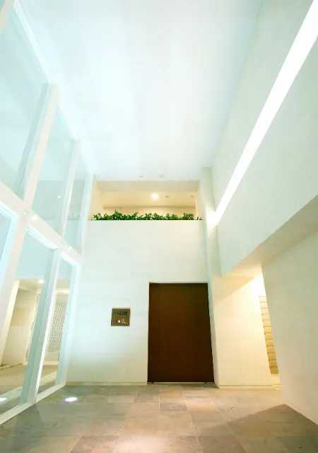 Castalia Azabujuban Ⅱ  - Interior - ["Building", "Fixture", "Wood"]
