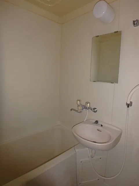 Abita Ikegami - Interior - ["Plumbing fixture", "Wall", "Bathroom"]