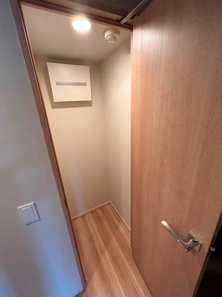 Lefon Progres Shimura Sakaue - Interior - ["Wall", "Flooring", "Wood"]