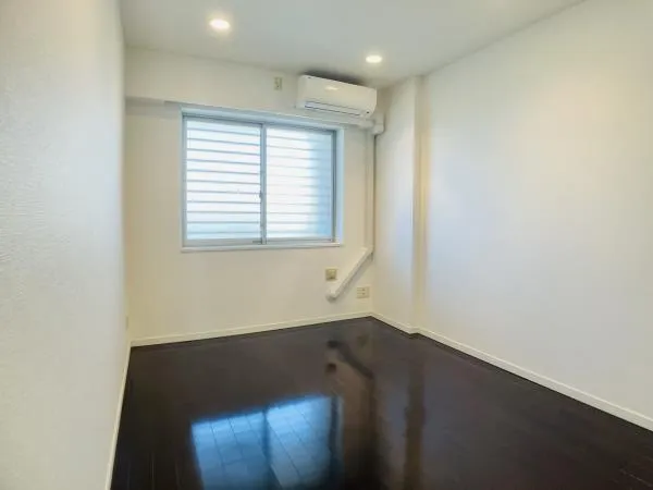 Brillia Ist Sangenjaya Ivy Terrace - Interior - ["Flooring", "Wood", "Floor"]