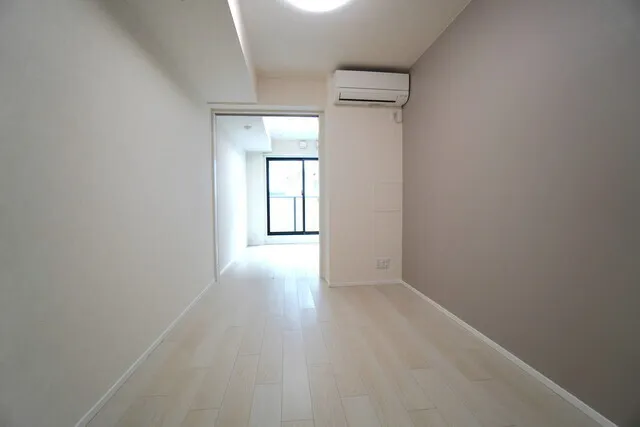CREATIF Bunkyo Sendagi - Interior - ["Flooring", "Floor", "Ceiling"]