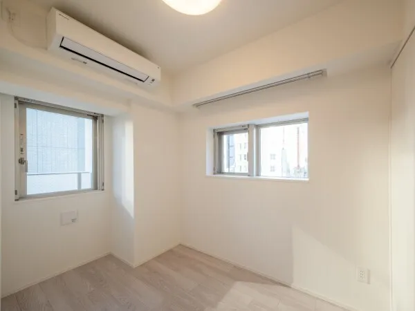 Brillia Ist Asakusa - Interior - ["Flooring", "Floor", "Ceiling"]