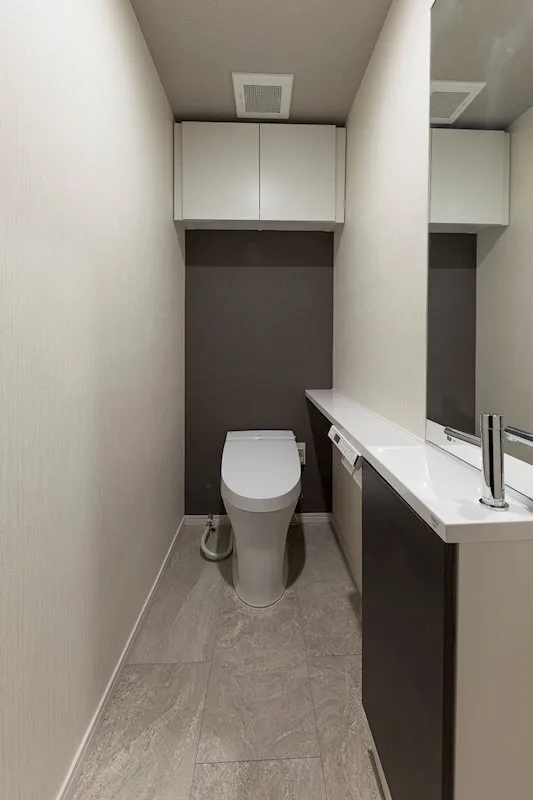 Residia Kamimeguro - Interior - ["Flooring", "Floor", "Toilet seat"]