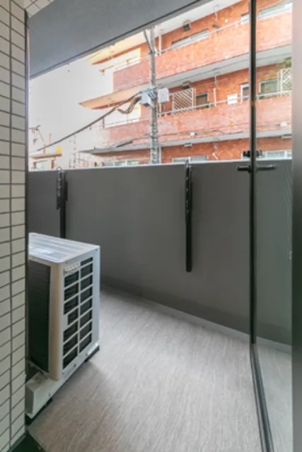 Open Residencia Yoyogi - Interior - ["Building", "Shelving", "Wood"]