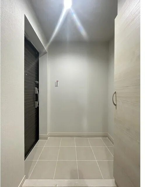 Alpha Court Kasai - Interior - ["Flooring", "Wall", "Floor"]