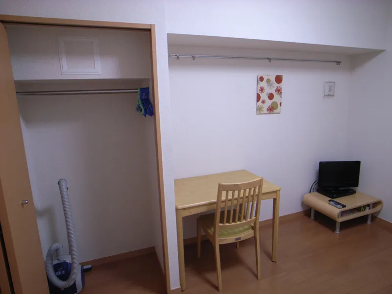 JAPT Suitengu - Interior - ["Room", "Property", "Furniture"]