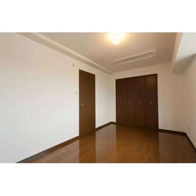 Astelion Shoto - Interior - Living / Dining area
