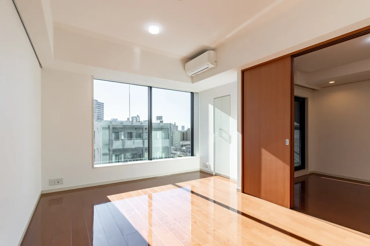 Platine Shinjuku Shintoshin - Interior - ["Flooring", "Floor", "Wood"]