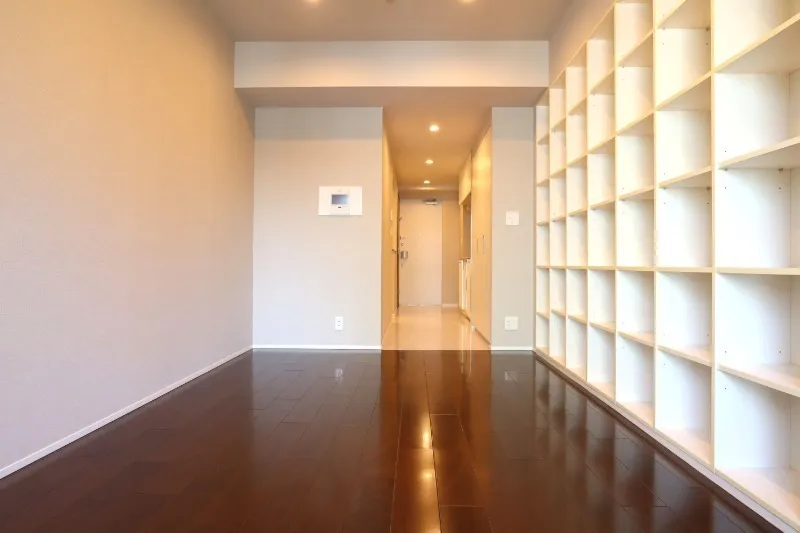 Castalia Azabujuban Shichimensaka - Interior - ["Flooring", "Wood", "Floor"]