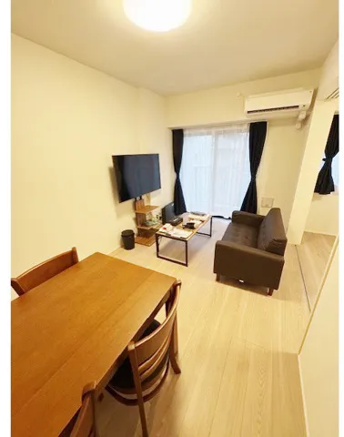 Toggle Otsuka Lerion - Interior - []