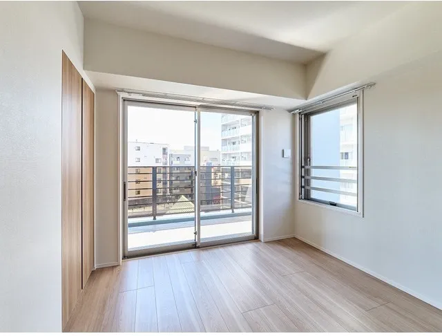Comforia Liv Nishioshima SOUTH - Interior - ["Apartment", "Condominium", "Wood flooring"]