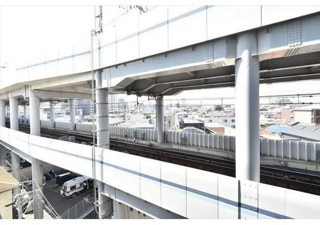 Main Stage Kamata VI EXA - Interior - ["Bridge", "List of nonbuilding structure types", "Overpass"]