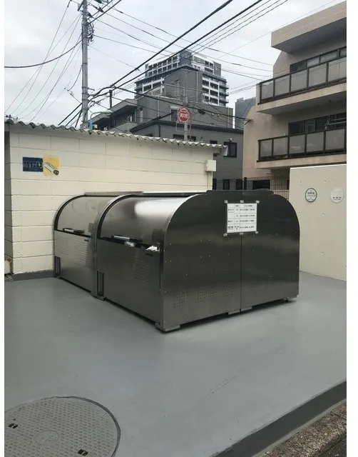 Ichigaya Kagacho Apartment Building D - Exterior - ["Furniture", "Metal", "Table"]