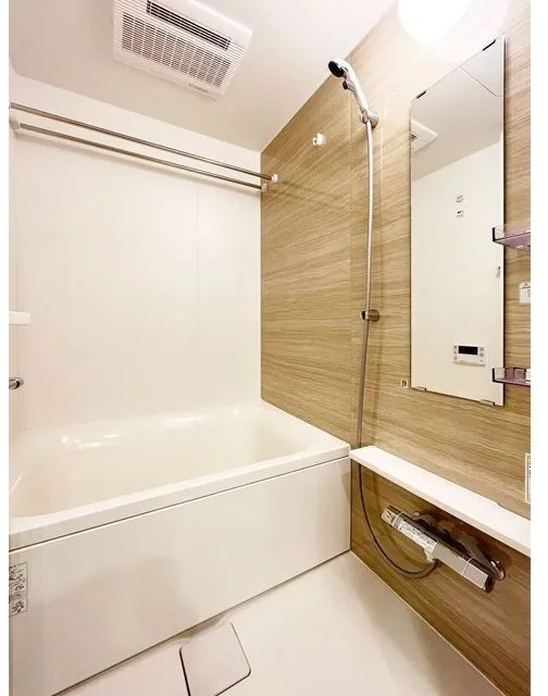 Livio Maison Higashi-Ikebukuro - Interior - ["Flooring", "Plumbing fixture", "Floor"]