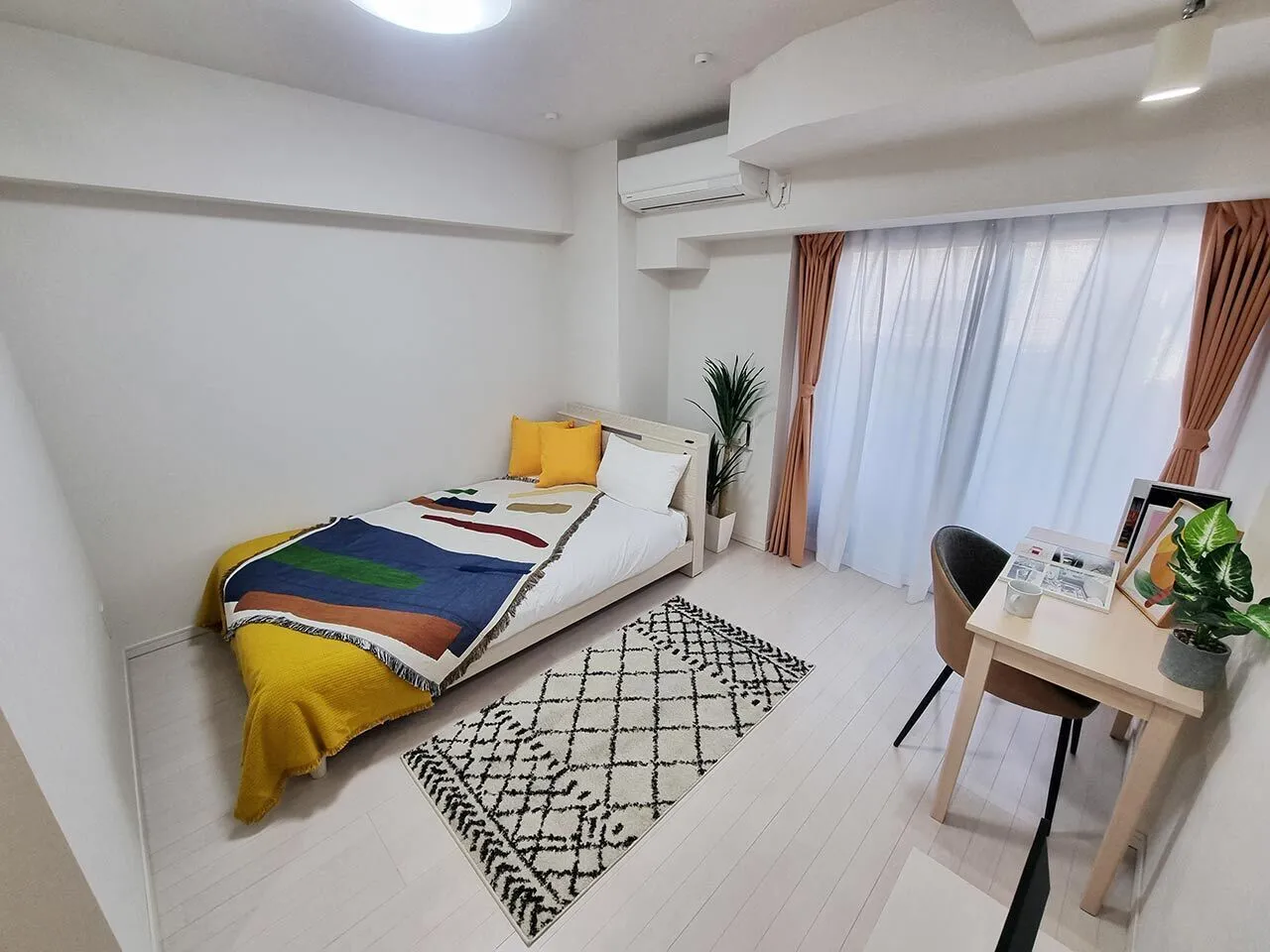 Mynavi STAY Hon-Haneda - Interior - ["Interior design", "Flooring", "Floor"]