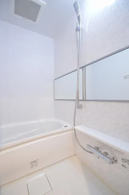 SOCIETY OPUS-TWO - Interior - ["Flooring", "Floor", "Plumbing fixture"]