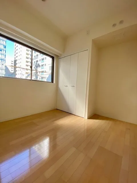 Laclas Nihonbashi Hisamatsucho - Interior - ["Property", "Window", "Building"]