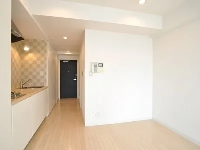 Premier Stage Mita Keio University Front - Interior - ["Flooring", "Floor", "Ceiling"]