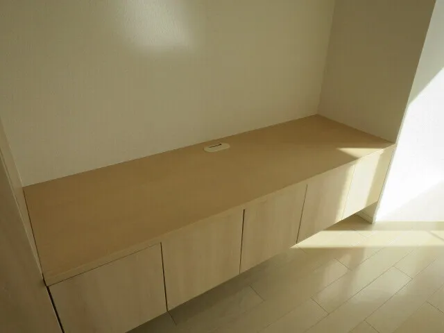 Arden Gotanda - Interior - ["Wood", "Flooring", "Floor"]